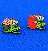 Pins of speldjes naar eigen ontwerp - Geslagen en ingekleurd