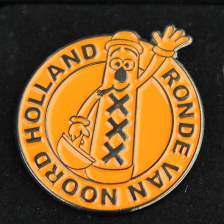 Pins of speldjes naar eigen ontwerp - Geslagen en ingekleurd