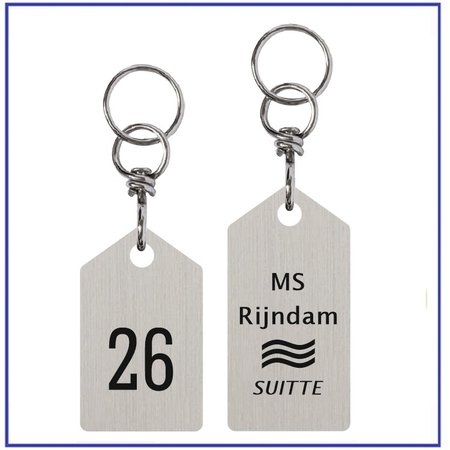 Hoekige Sleutelhanger Blanche met wartel en ring