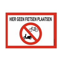 Hier geen fietsen plaatsen bord