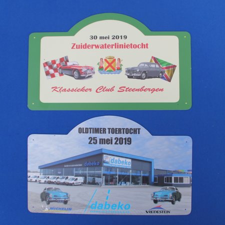 Autorally borden en rallyschildjes. Rallyborden die wij hier aanbieden zijn in de traditionele vorm (zie foto) in 300 x 180mm.