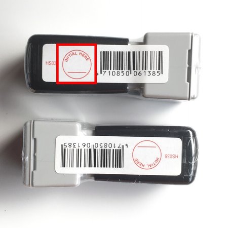 Shiny Stempel voor INITIALEN HS038 (Rood)  13x13mm met de tekst INITIAL HERE.