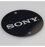 Logoplaatje Gekleurd Aluminium Ø50 mm met 2 gaatjes en gravering
