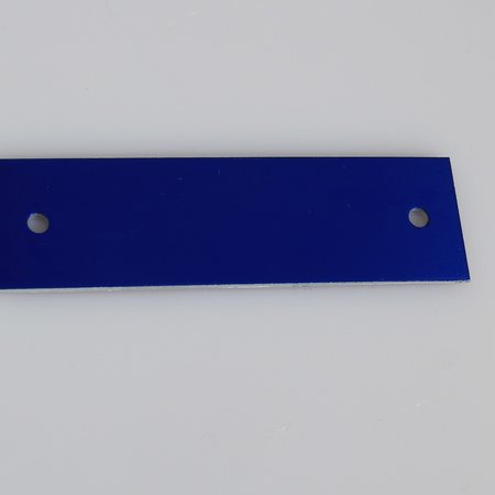 Logoplaatjes Gekleurd Aluminium 70x20mm met 2 gaatjes en gravering