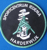 Stofbadges naar eigen ontwerp max 5 kleuren en 100mm