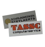 Logo in full colour op Aluminium 50x20mm gedrukt met dubbelzijdig tape