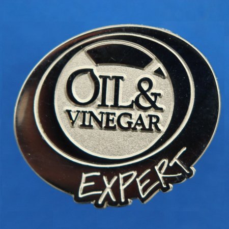 Pins of speldjes naar eigen ontwerp - Geslagen pins