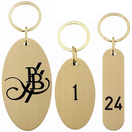 CombiCraft Felix ovale hotelsleutelhangers in gesatineerd en ongelakt Messing 78x20mm, 67x37mm of 85x45mm in een dikte van 1½mm.