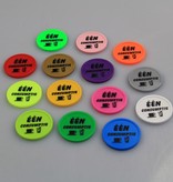 CombiCraft Plastic munten met rand 100 stuks Ø29mm in diverse kleuren met de opdruk "ÉÉN CONSUMPTIE"