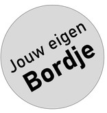 Jouw eigen ontwerp of jouw eigen tekst op een  Aluminium bordje Ø75mm met tape.
