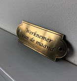 Kunststof naamplaatje met 2 gaatjes 100x38mm Klassiek ontwerp