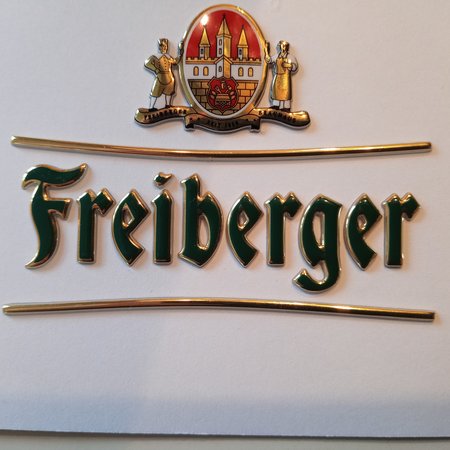 Chrosofix 3d-logo's in buitenkwaliteit en 3d-letters en cijfers van zacht gevormd kunststof en voorzien van dubbelzijdig tape.