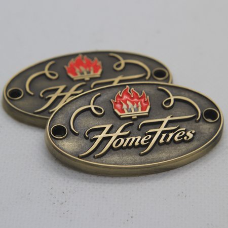 Brons gegoten dikker Logo-plaatje/merkje  in reliëf met 1 steunkleur in 50x32mm