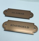 Kunststof naamplaatje met 2 gaatjes 100x38mm Klassiek ontwerp