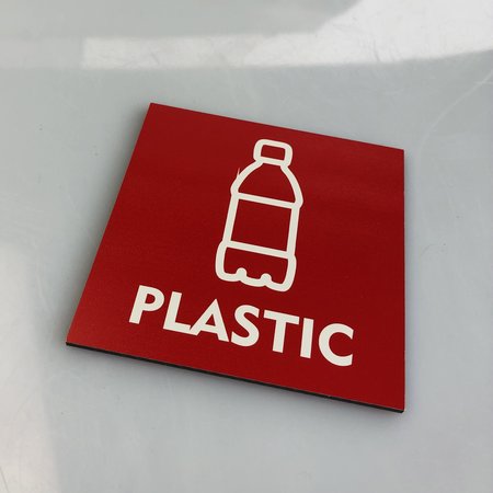 Plastic bordje 10x10cm