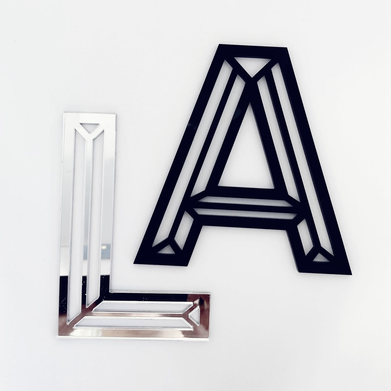 Uitscheiden zwaard bus Losse Artistieke letters of sierletters in 3D van Plexiglas 3mm dik |  CombiCraft