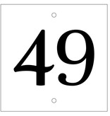 Huisnummer bordje White, Type 3 in 100x100x3mm met een zwart nummer in het Lettertype Plantagenet