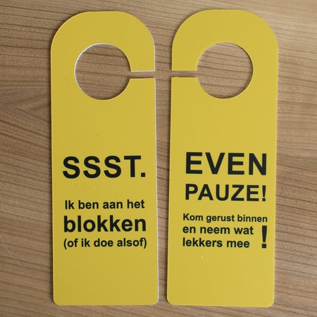 Eigen ontwerp Niet-Storen of Do-Not-Disturb Deurhangers 75 x 210mm Kunststof - Model TOWER
