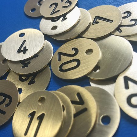Genummerde Sleutellabels Geborsteld Messing rond met gravering
