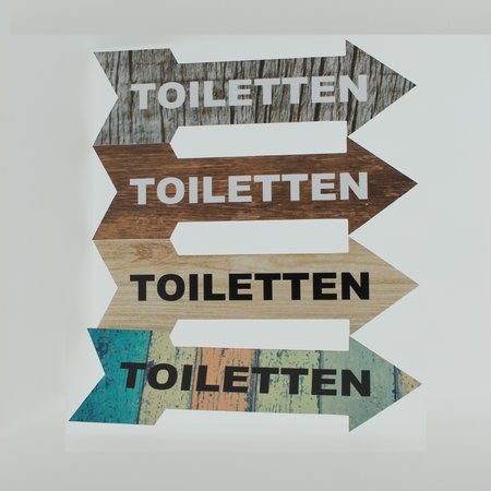 Pijlbordje ca. 29x9cm met Toiletten in een Pijlbordje met Toiletten in een houtmotief