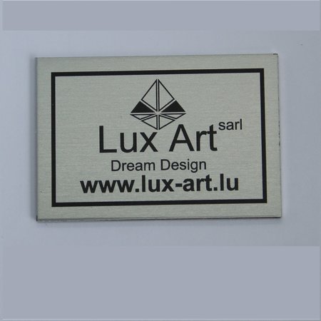 Tot 20cm² Aluminium Industrieplaatjes - Typeplaatjes - Weersbestendig in vele maten verkrijgbaar voorzien van tape of gaatjes