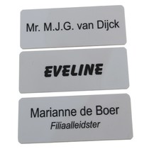 Office Naambadge TOPPER met zwarte tekst