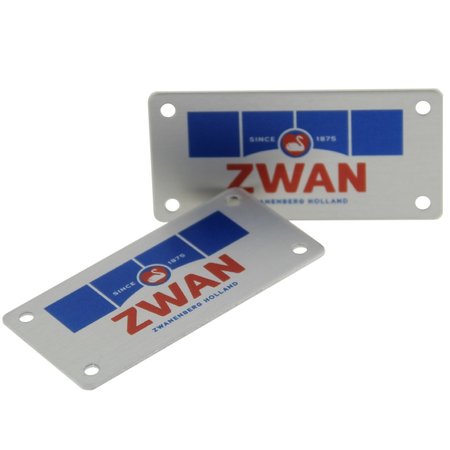 Aluminium Langwerpige Logoplaatjes  Weersbestendig in diverse maten verkrijgbaar met afgeronde hoeken. Stanskwaliteit.