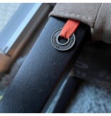 CombiCraft Gietlogo in metaal vanaf 100 stuks in kleinformaat, speciaal om aan stoffen kussens, gordijnen, karpetten of meubels te bevestigen.