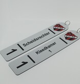 CombiCraft Robuuste Kleedkamer Sleutelhanger XL, gemaakt van Wit Aluminium Sandwich materiaal in 150x50mm