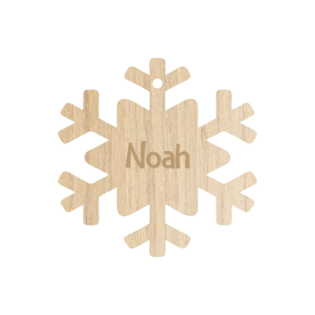 Houten Gepersonaliseerde Kerstbal in de vorm van een sneeuwvlok met jouw naam of kerstwens Ø 80 mm