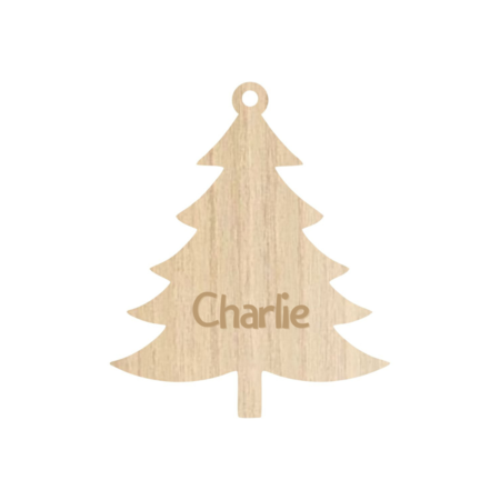 Houten Gepersonaliseerde Kerstbal in de vorm van een kerstboom met jouw naam of kerstwens 85 mm