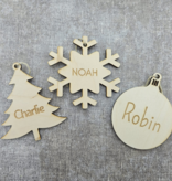 Houten Gepersonaliseerde Kerstbal in de vorm van een sneeuwvlok met jouw naam of kerstwens Ø 80 mm