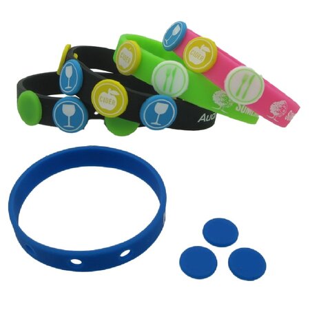 Siliconen of rubberen polsbandjes met muntjes naar wens bedrukt