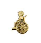 Gegoten Toiletbordje "Jongetje in rolstoel" in goudkleurig of zilverkleurig messing