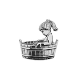 Gegoten toiletbordje "Meisje in bad" in goudkleurig messing of zilverkleurig messing