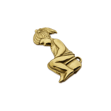 Gegoten Toiletbordje "Meisje op potje" in goudkleurig of zilverkleurig messing