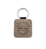Leren sleutelhanger vierkant met logo in grijs 50x50mm - per 1 stuk