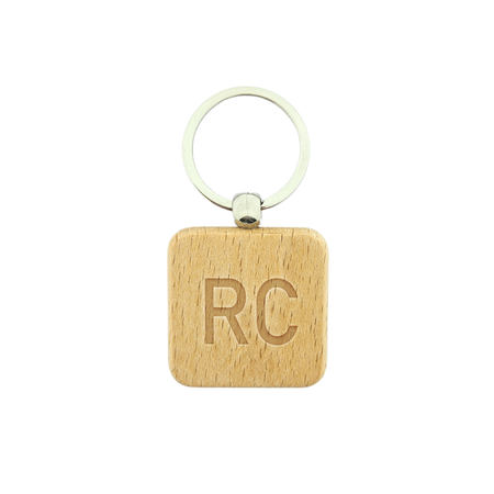 CombiCraft Gepersonaliseerde houten sleutelhanger met een enkele letter of initialen - per 1 stuk