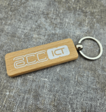 Houten sleutelhanger rechthoek met logo 27x80mm - per 1 stuk