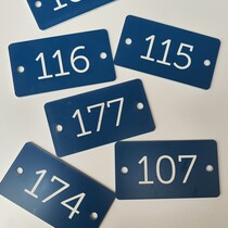 Acrylaat nummerplaatjes blauw 1 t/m 200