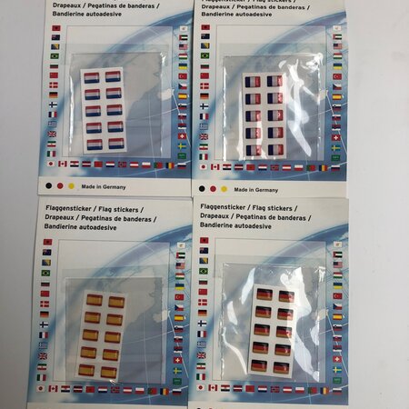 CombiCraft Vlaggensticker met 4 verschillenden landen met epoxy - 10 vlaggen/ 1 set