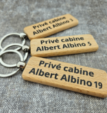 Houten sleutelhanger rechthoek met logo 27x80mm - per 1 stuk