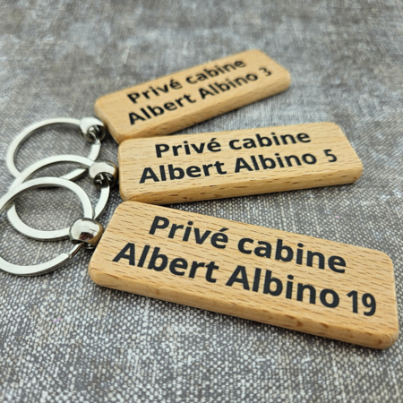 Houten sleutelhanger rechthoek met logo 27x80mm - per 1 stuk