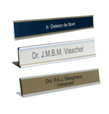 CombiCraft Bureau naambordje Rilo zilverkleurig aluminium met gegraveerde naamstrook 178x30mm - per 1 stuk