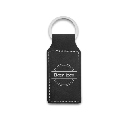 Leren sleutelhanger rechthoek met logo in zwart 33x70mm - per 1 stuk
