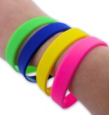 Siliconen of rubberen Polsbandjes blanco zonder opschrift, maar wel in vier kleuren te verkrijgen vanaf 1 stuks.