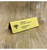 Wifi bordje met wachtwoord en netwerknaam in goudkleurig van plexiglas - per 1 stuk