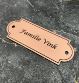 Kunststof naamplaatje met 2 gaatjes 100x38mm Klassiek ontwerp