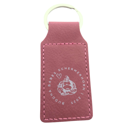 Leren sleutelhanger rechthoek met logo in roze 33x70mm - per 1 stuk