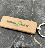 Houten sleutelhanger rechthoek met logo 27x80mm - per 1 stuk